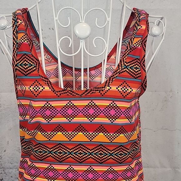 No Boundaries Colorful Geometric Tank Top Women's Size M - Picture 2 of 10